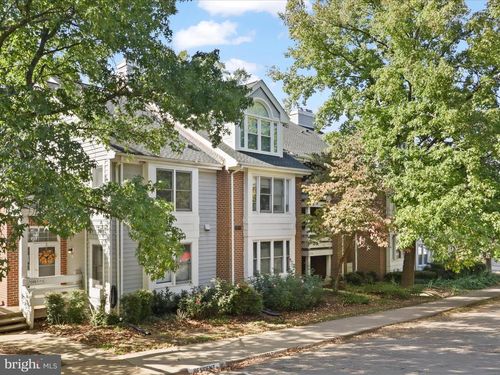 7596 Lakeside Village Dr, FALLS CHURCH, VA, 22042-7554 | Card Image