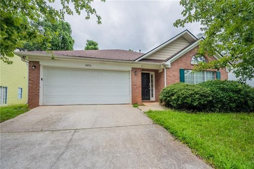 4890 Wilkins Station Dr, Decatur, GA, 30035-4320 | Card Image