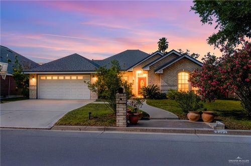 513 E Shasta Ave, McAllen, TX, 78504-2460 | Card Image