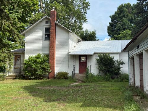 629 Fremont Rd, Reading, MI, 49274-9511 | Card Image