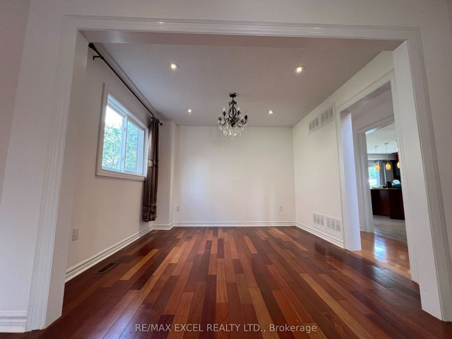 17 Caldbeck Ave, House other with 5 bedrooms, 4 bathrooms and 2 parking in Markham ON | Image 6
