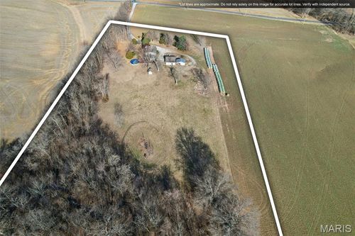 8602 E Kirsch Rd, Troy, IL, 62294-2518 | Card Image