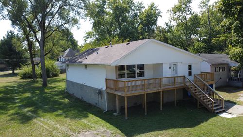 465 E Ash St, Watseka, IL, 60970-1424 | Card Image