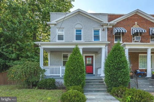 4200 13th St Ne, WASHINGTON, DC, 20017-3825 | Card Image