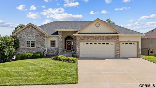 17055 Corby St, Omaha, NE, 68116-2214 | Card Image