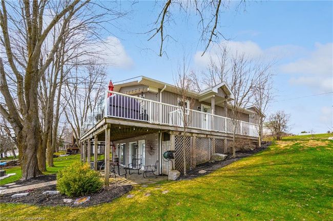 513 Five Road, House other with 2 bedrooms, 3 bathrooms and 7 parking in Mapleton ON | Image 35