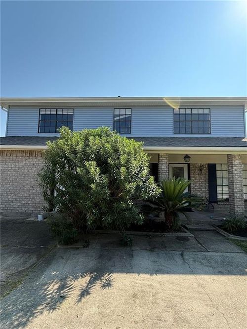 805 Champagne Dr, Kenner, LA, 70065-1745 | Card Image