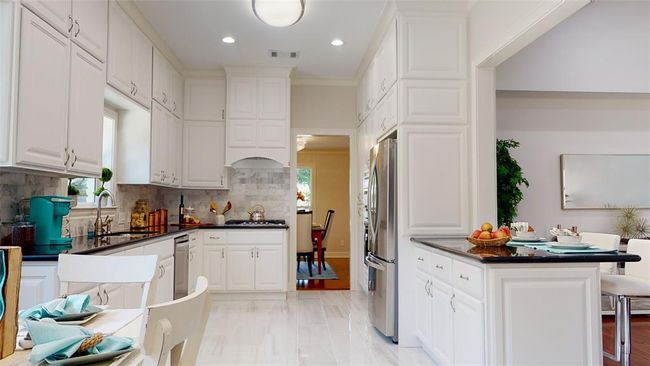 View of Kitchen from Breakfast areaCurrently DestagedCurrently Destaged | Image 20