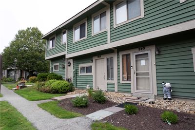 511 Kooser Cir, Townhouse with 3 bedrooms, 2 bathrooms and 2 parking in Hidden Valley PA | Image 2