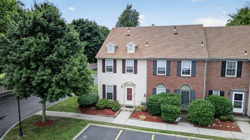 31 Burnett Way, Washingtonville, NY, 10992-1219 | Card Image