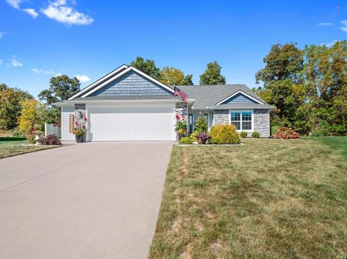 10801 Fenton Cv, Roanoke, IN, 46783-0059 | Card Image