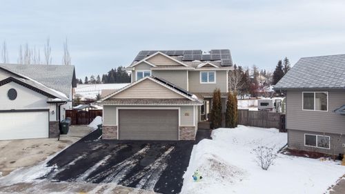 4828 55 Boulevard Close, Innisfail, AB, T4G0A2 | Card Image