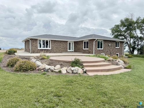26636 384th Ave, Stickney, SD, 57375-6140 | Card Image