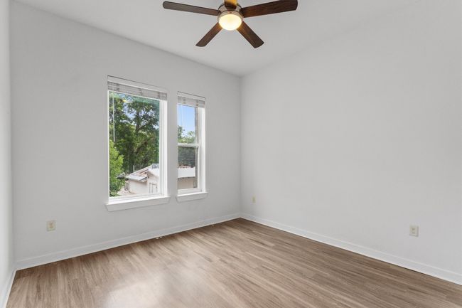 Secondary Bedroom | Image 16