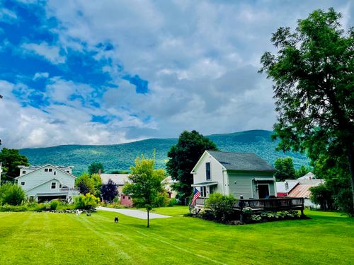 34 S Main St, Danby, VT, 05739-9335 | Card Image