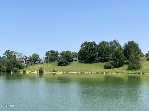 81 Wellington St, Bristol, TN, 37620-2945 | Card Image