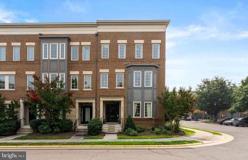 22792 Sagamore Sq, BRAMBLETON, VA, 20148-5731 | Card Image
