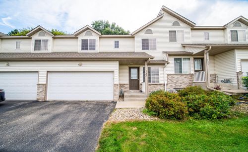733 Baylee Pl Sw, Pine Island, MN, 55963-6794 | Card Image