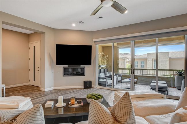 UNIT-1069 - 11280 Granite Ridge Dr, Condo with 4 bedrooms, 5 bathrooms and null parking in Las Vegas NV | Image 14