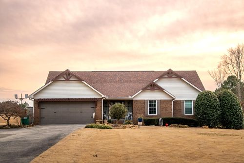 528 Magnolia Ln, CHATSWORTH, GA, 30705-4608 | Card Image