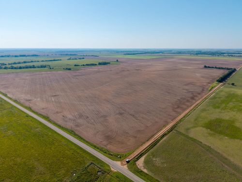 00000 W Parallel Rd, Turon, KS, 67583 | Card Image