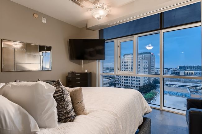 APT-901 - 555 E 5 Th St, Condo with 2 bedrooms, 2 bathrooms and null parking in Austin TX | Image 15