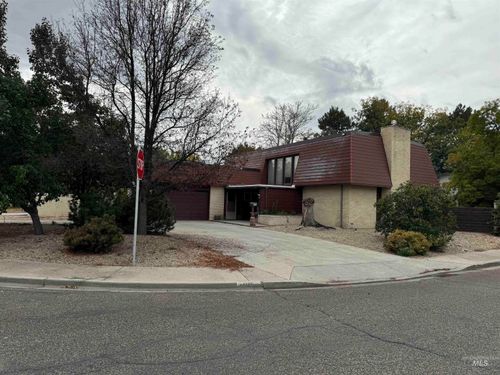 1111 Sw 11th St, Ontario, OR, 97914-3338 | Card Image