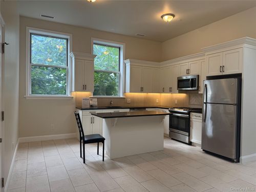 ste-1b-125 Main St, Ossining, NY, 10562-4661 | Card Image