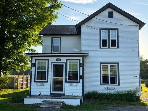 374 South St, Poultney, VT, 05764-1124 | Card Image