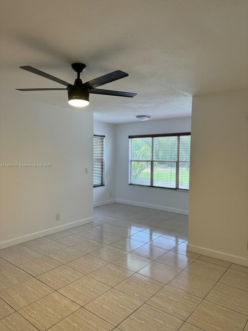 apt-1711-663 Vista Isles Dr, Plantation, FL, 33325-6128 | Card Image