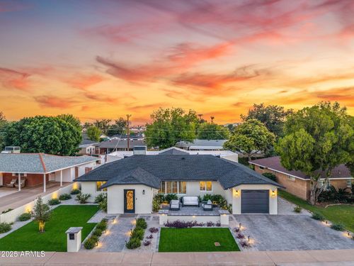 3739 E Fairmount Ave, Phoenix, AZ, 85018-5124 | Card Image