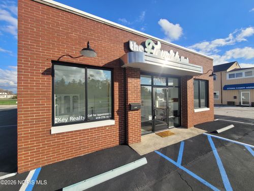 1519 Main St, Genoa, OH, 43430-1403 | Card Image