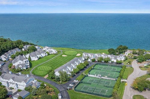62-62 Fairway Dr, Plymouth, MA, 02360 | Card Image