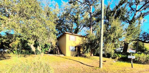 a-1702 E Mulberry Dr, Tampa, FL, 33604-8549 | Card Image