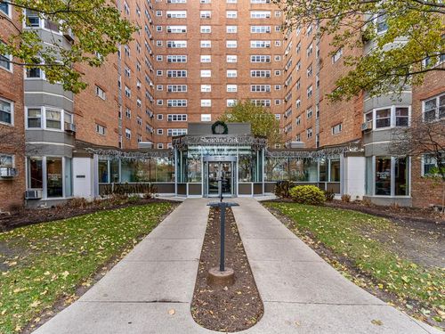 apt-616-4960 N Marine Dr, CHICAGO, IL, 60640-3920 | Card Image