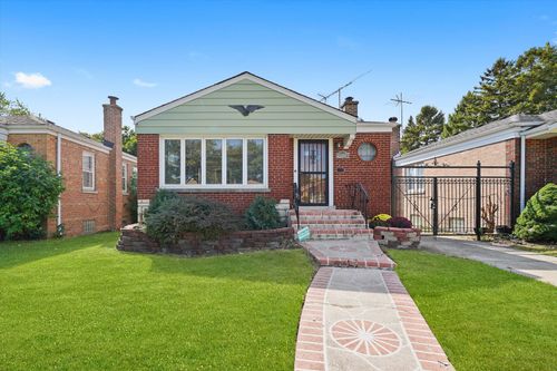 3905 W 81st Pl, Chicago, IL, 60652-2956 | Card Image