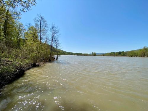 7998 Main Rd, West Haven, VT, 05743 | Card Image