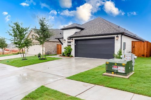 232 Blackborrow Dr, Kyle, TX, 78640-3407 | Card Image