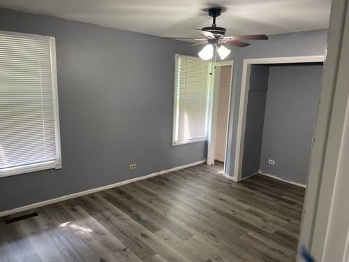 apt-1-429 South St, Elgin, IL, 60123-6373 | Card Image