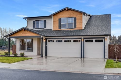225 E 24th Ave, La Center, WA, 98629-2426 | Card Image