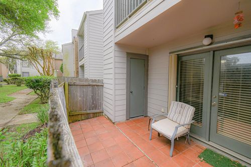 apt-d3-3220 69th St, Galveston, TX, 77551-2078 | Card Image