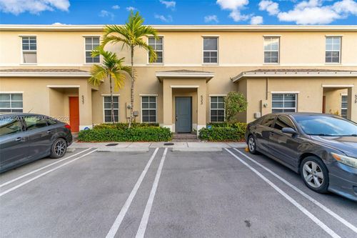 533 Ne 5th Pl, Florida City, FL, 33034-3288 | Card Image