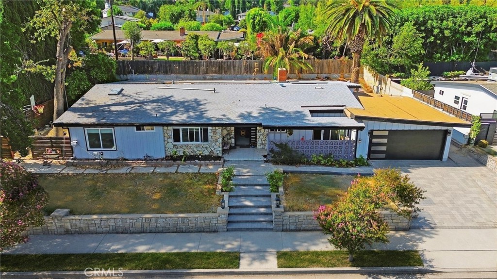 Residential in Woodland Hills 5