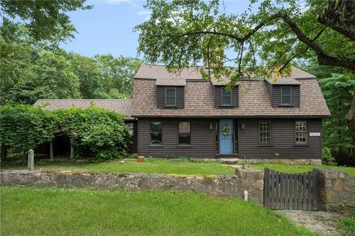 1515 South Rd, East Greenwich, RI, 02818-1039 | Card Image