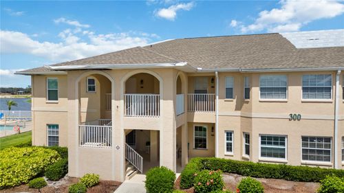 301-5800 Sabal Trace Dr, North Port, FL, 34287-3196 | Card Image