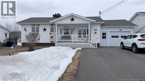 77 Rue Nadeau, Saint Léonard, NB, E7E2E7 | Card Image