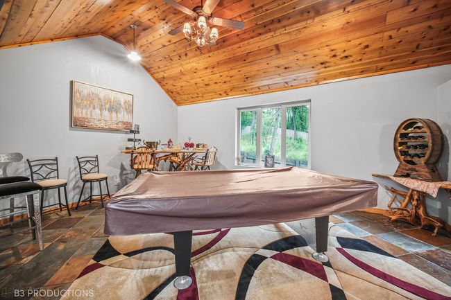 8660 W 130 Th St, House other with 3 bedrooms, 2 bathrooms and 2 parking in Palos Park IL | Image 13