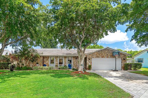 348 Sandpiper Ave, Royal Palm Beach, FL, 33411-2942 | Card Image
