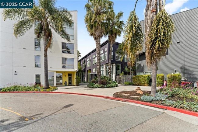 Welcome Home to Pacific Cannery Lofts! | Image 32