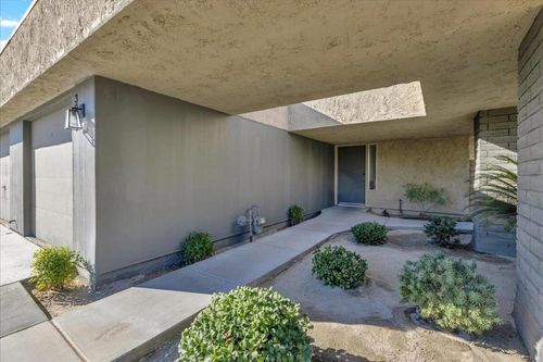 3081 Sunflower Cir W, Palm Springs, CA, 92262-1773 | Card Image
